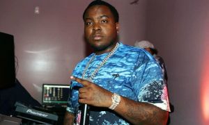 sean-kingston-pointing
