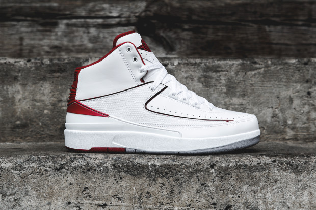 Air-Jordan-2-Retro-White-Red-1-620x413