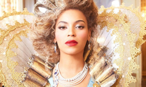 beyonce-mrs-carter-beyonce-33597137-1280-9601-e1398896508692