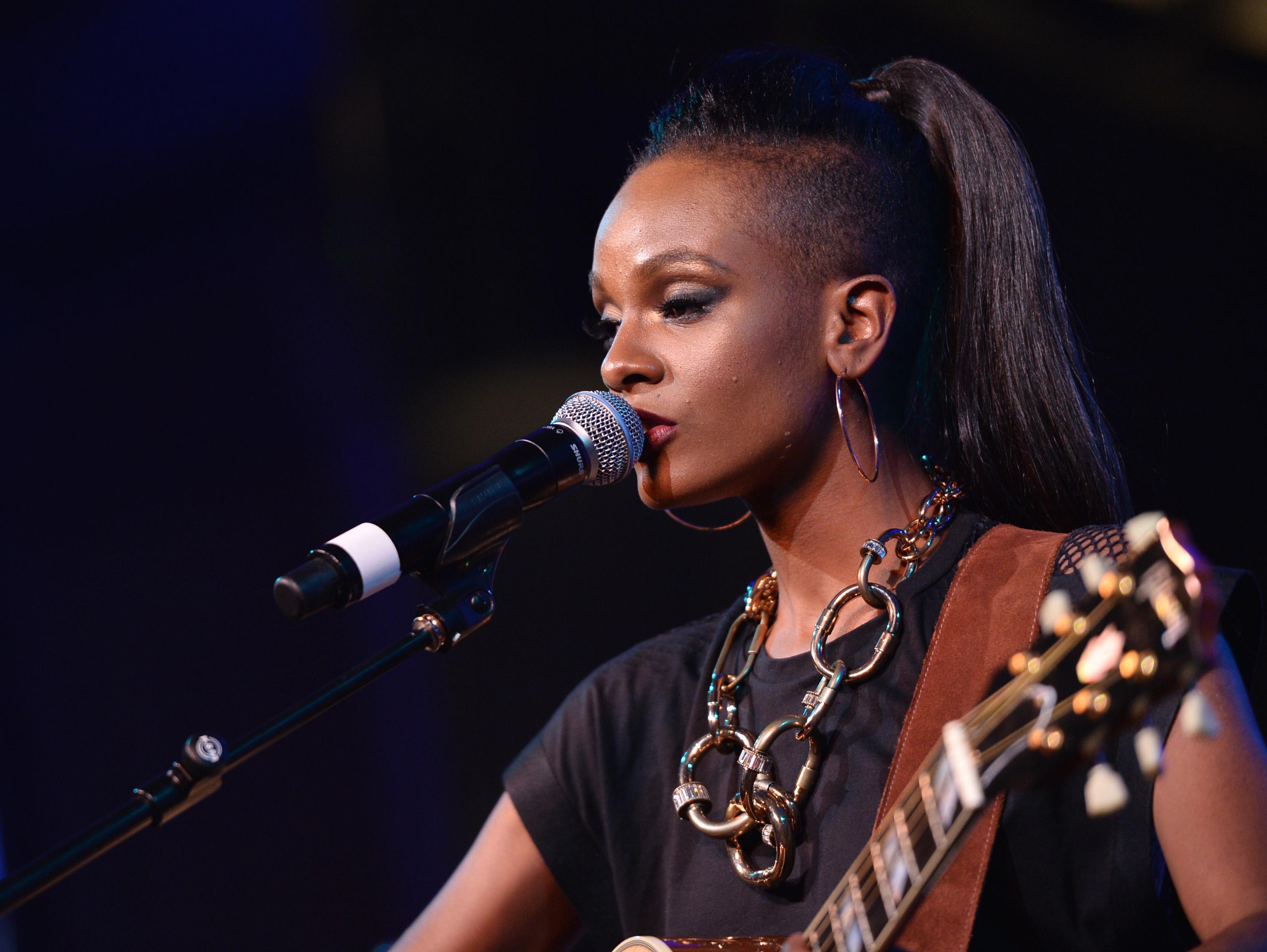 2013 BET Awards - Debra Lee's Pre-BET Awards Celebration - Dinner