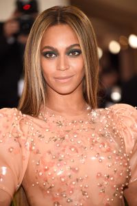 'Manus x Machina: Fashion In An Age Of Technology' Costume Institute Gala - Arrivals