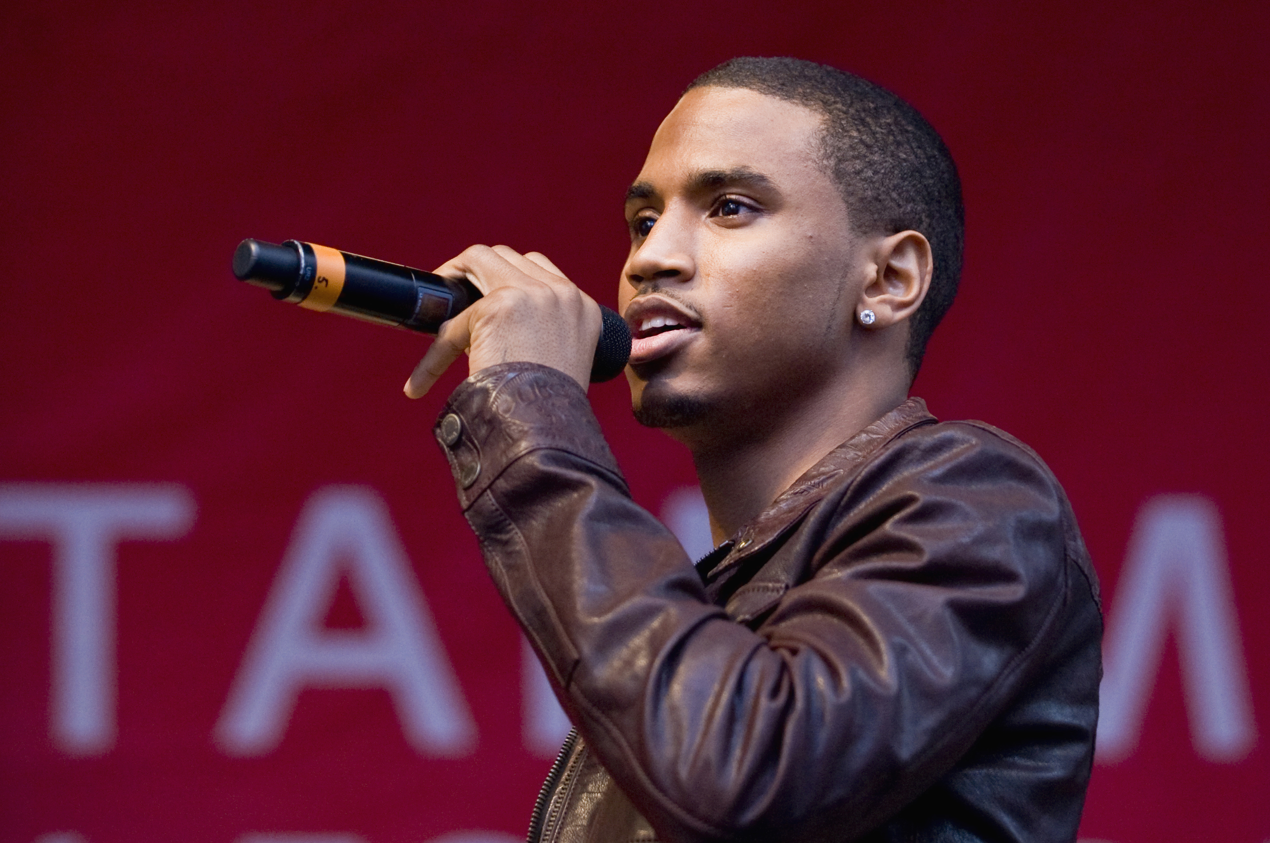 USA - 13th Annual EIF Revlon Run/Walk For Women in New York City