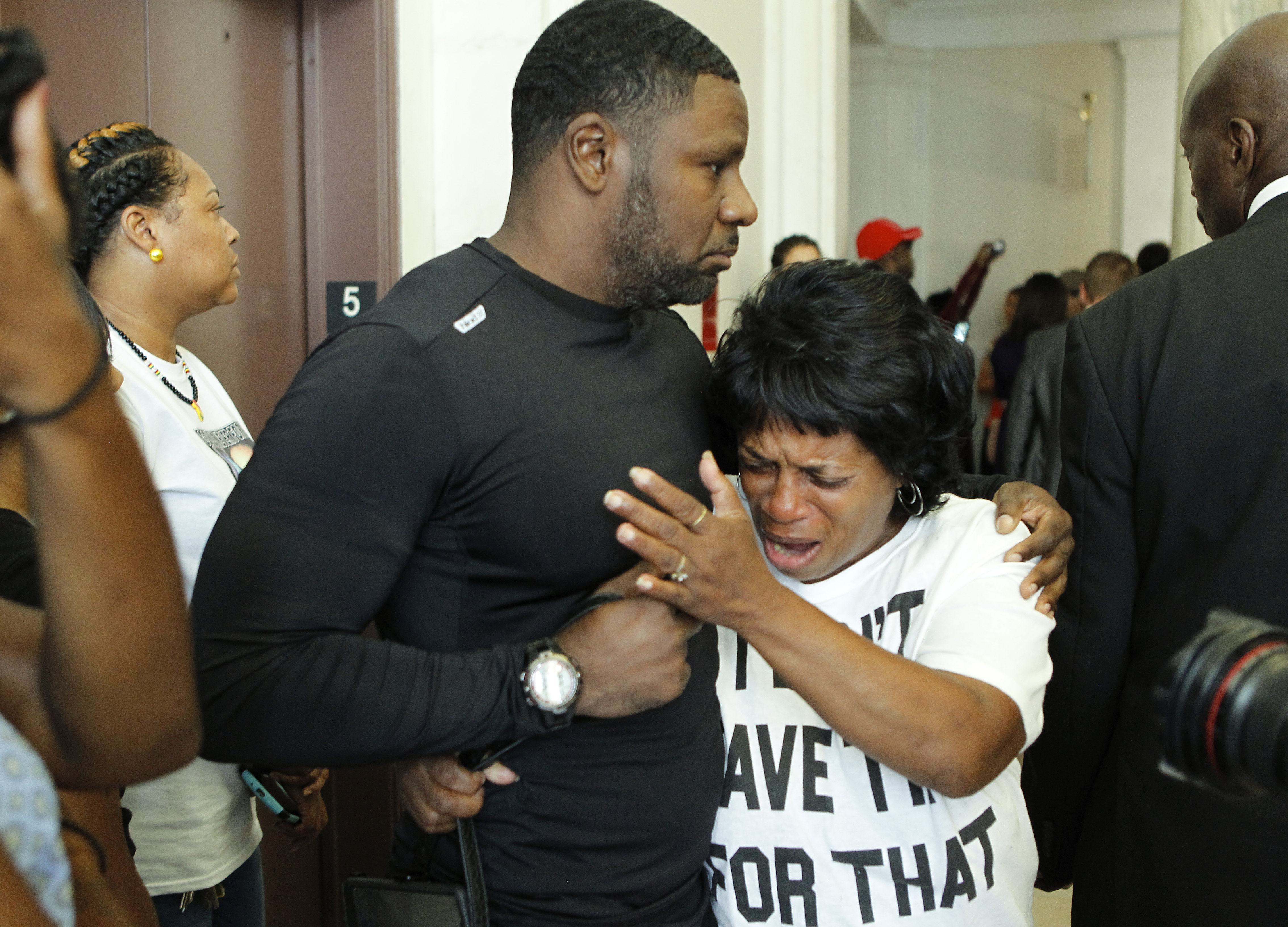 University Of Cincinnati Police Officer Ray Tensing Arraigned In Shooting Of Motorist