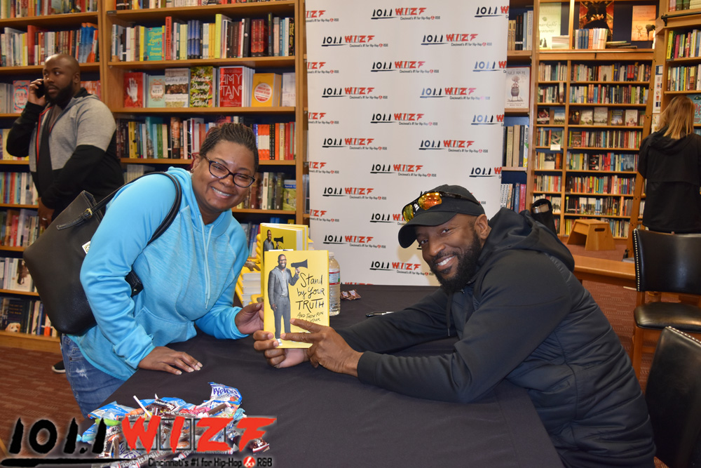 Rickey Smiley Book Signing