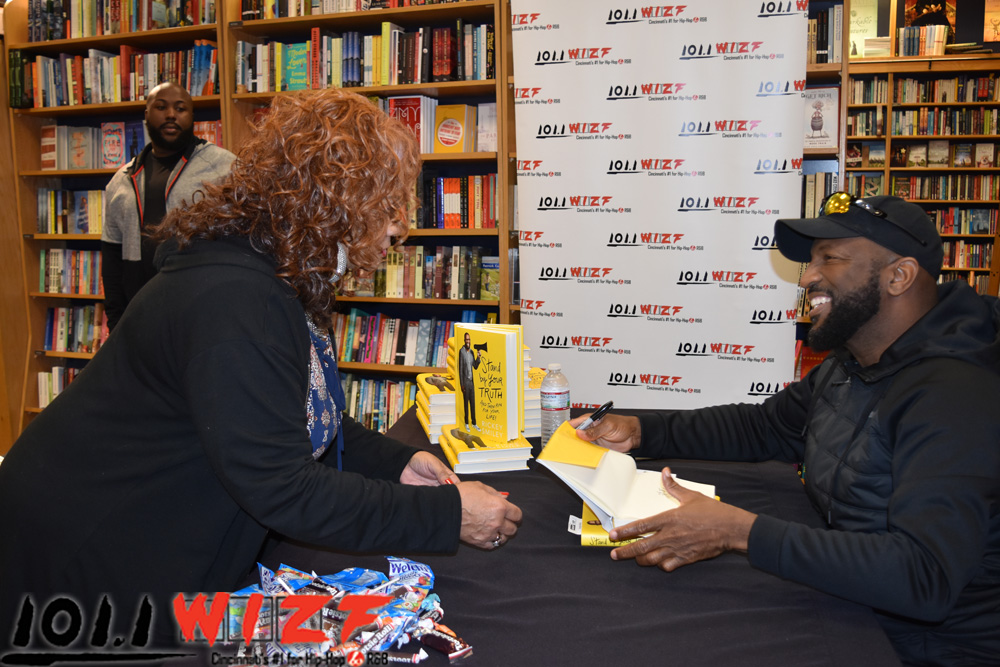 Rickey Smiley Book Signing