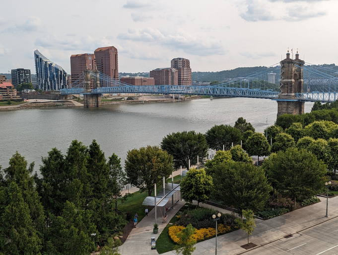 River overlooking state lines